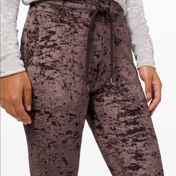 Java velvet jogger (6) - Picture 1 of 4